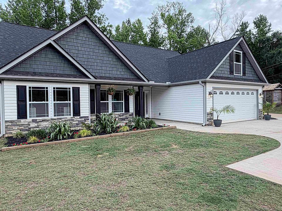 1st image of 115 Fowler Rd