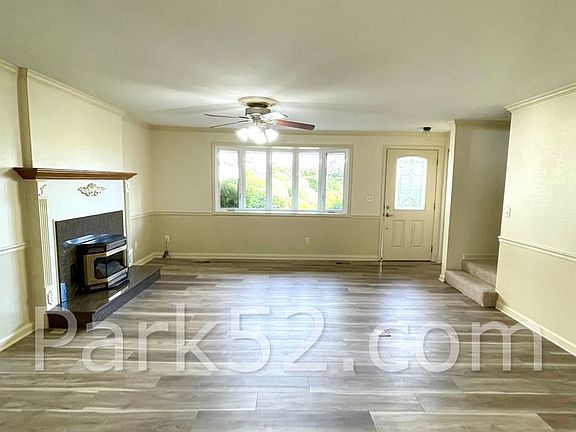 3rd image of 5959 S 12th St APT 128