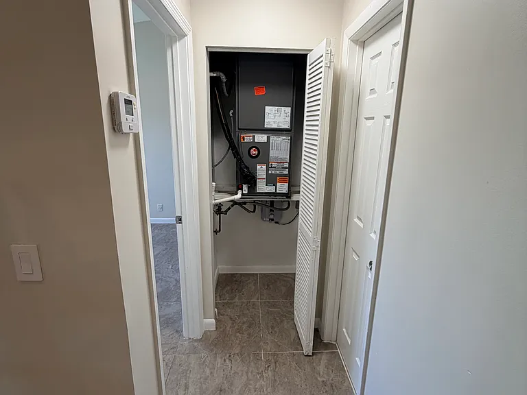 2067 SW 15th St #230 — Photo 20