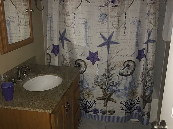 4th image of 3312 W Dickens Ave APT 1