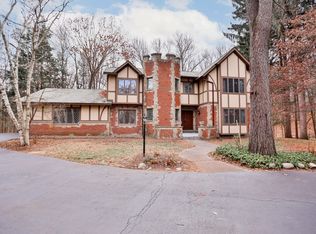14 W Cobble Hill Rd, Loudonville, NY 12211