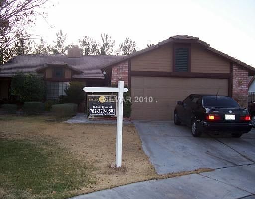 1st image of 6121 Wadsworth Ct