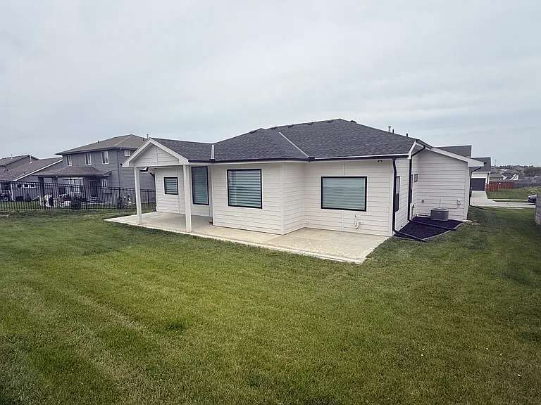 11013 Bearcreek Dr — Photo 47