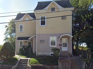 504 W C St, Belleville, IL 62220