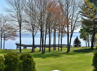 101 Dockside Ln #101, Belfast, ME 04915