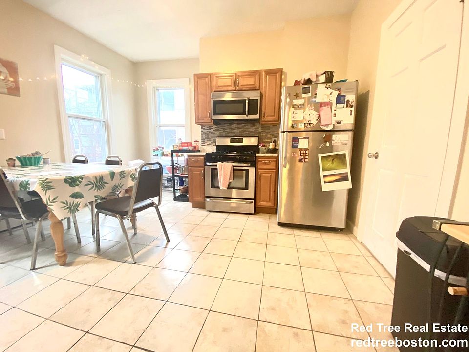 2nd image of 320 Saratoga St #322-4