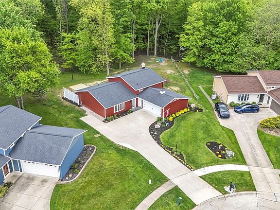 2nd image of 20150 Jefferson Ct
