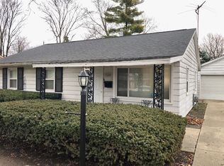 1208 Williamsburg Dr, Champaign, IL