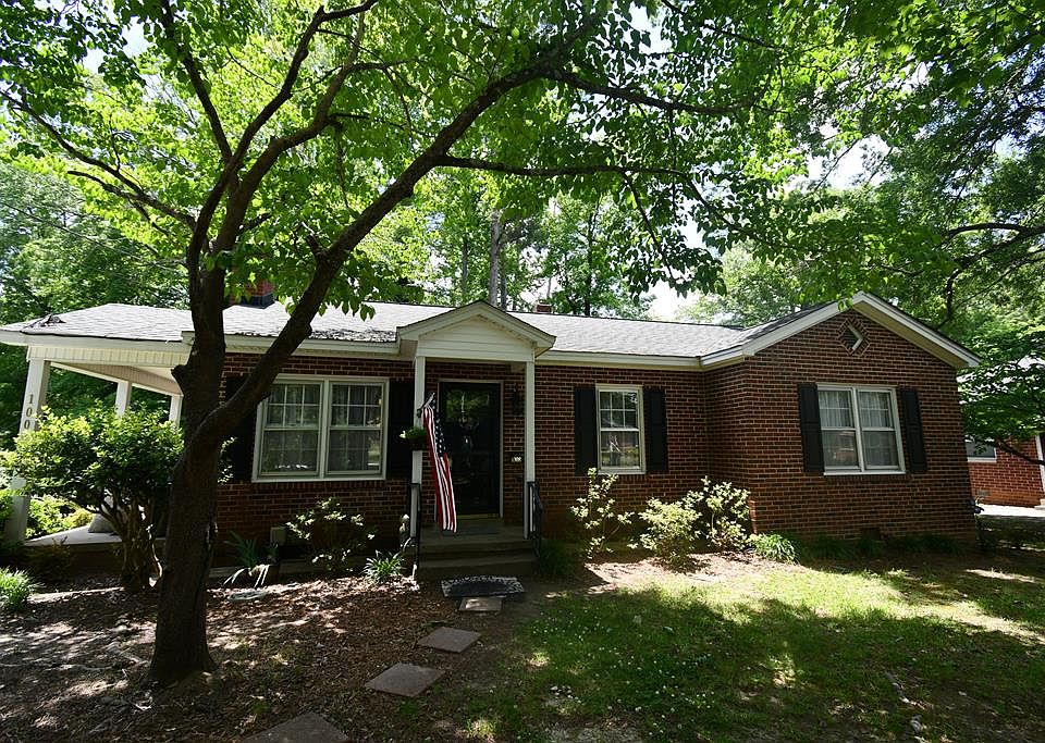 1st image of 1008 Pine Forest Dr
