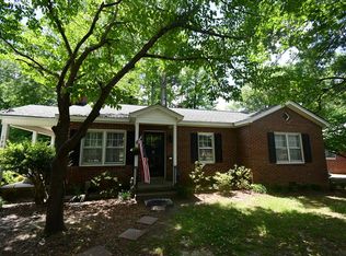 1008 Pine Forest Dr, Greenwood, SC 29646