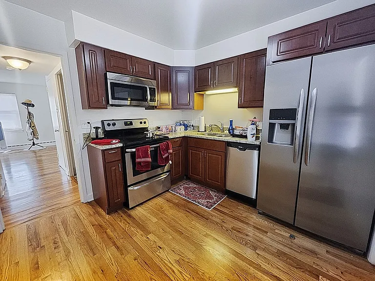 2104-24 W. Foster Ave — Photo 37