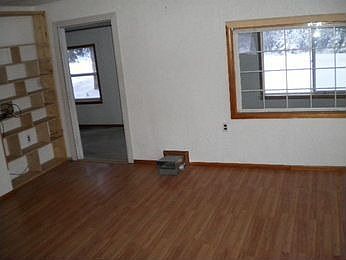 2nd image of 2370 Edsson Ave