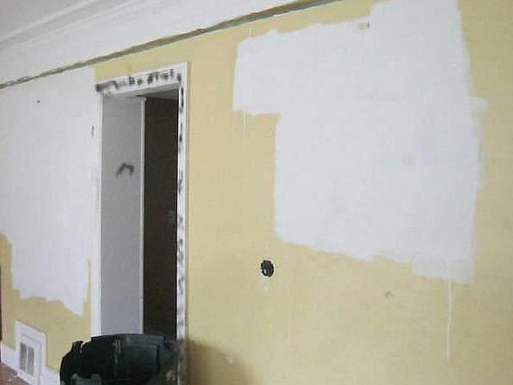 5th image of 32 Burr Ave