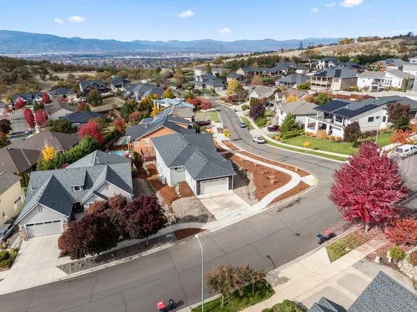 4260 Falcon Ridge Ter, Medford, OR 97504