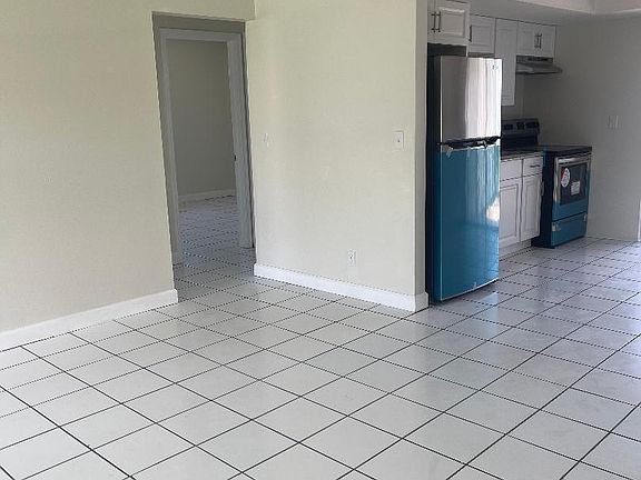 5th image of 3577 Chickamauga Ave #3577