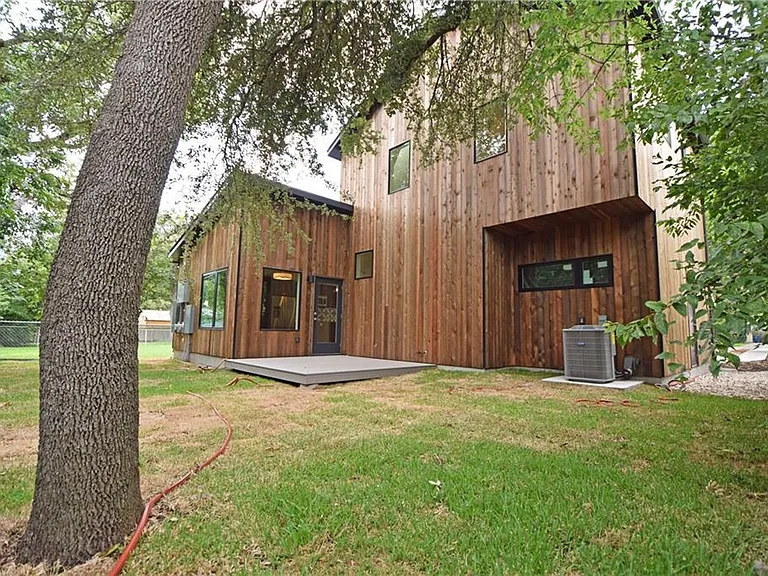5405 Sunshine Dr #2 — Photo 28