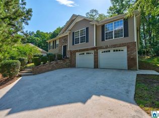 1023 Mountain Lake Rd, Warrior, AL 35180