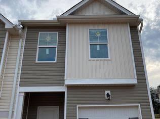 9 Oak Rose Dr, Greenville, SC 29607