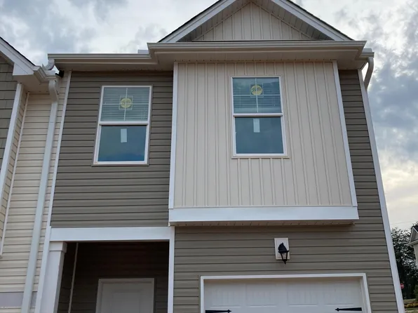 9 Oak Rose Dr, Greenville, SC 29607