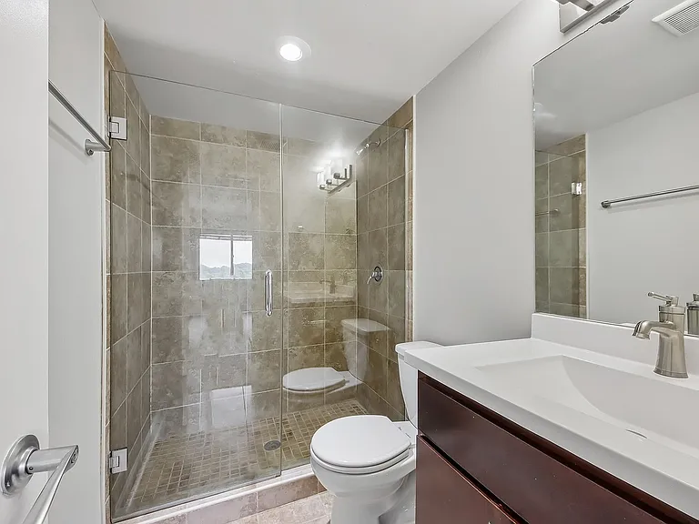 58-web-or-mls-21 Kristin Dr Unit 1122-S1408-015
