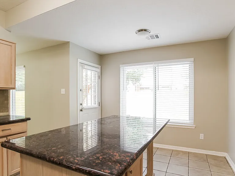 19114 Timber Way Dr — Photo 6