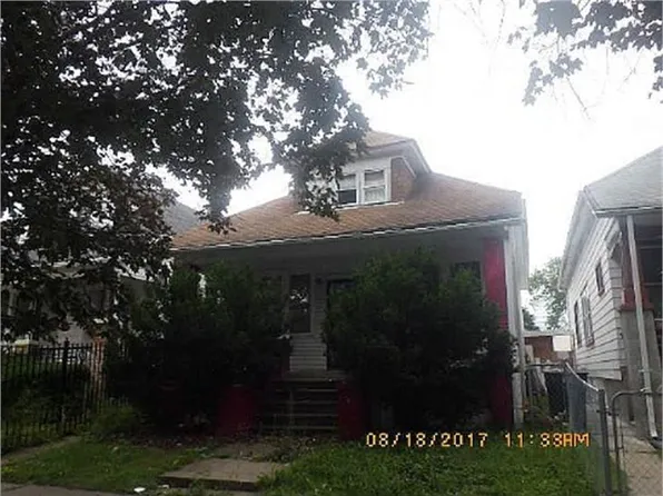 5853 Chopin St, Detroit, MI 48210