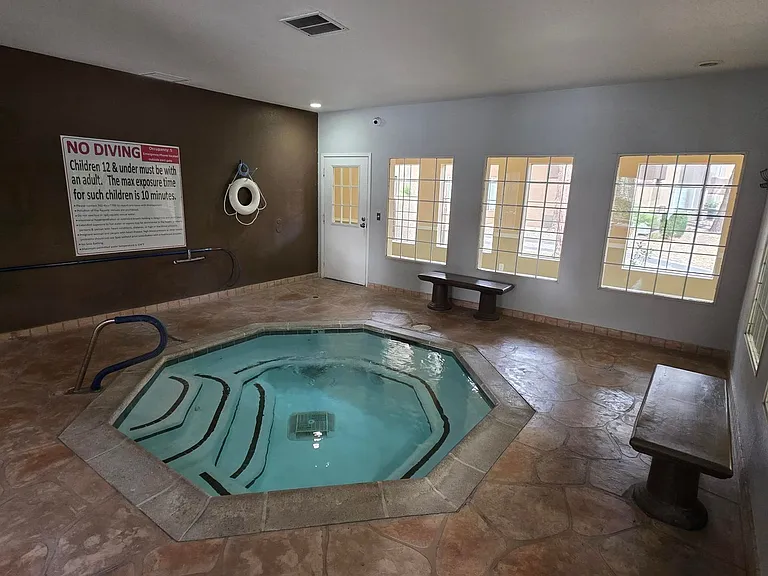 2200 Fort Apache Ave #2023 — Photo 28