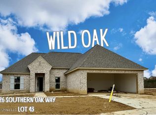 126 Southern Oak Way, Canton, MS 39046