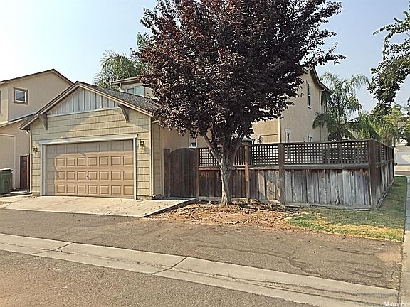 3rd image of 2404 Terralinda Dr