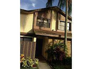 Building Photo - 3961 Cocoplum Cir #F