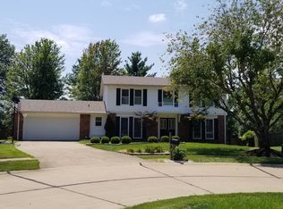 3 Sunny Trail Ct, Ballwin, MO 63011