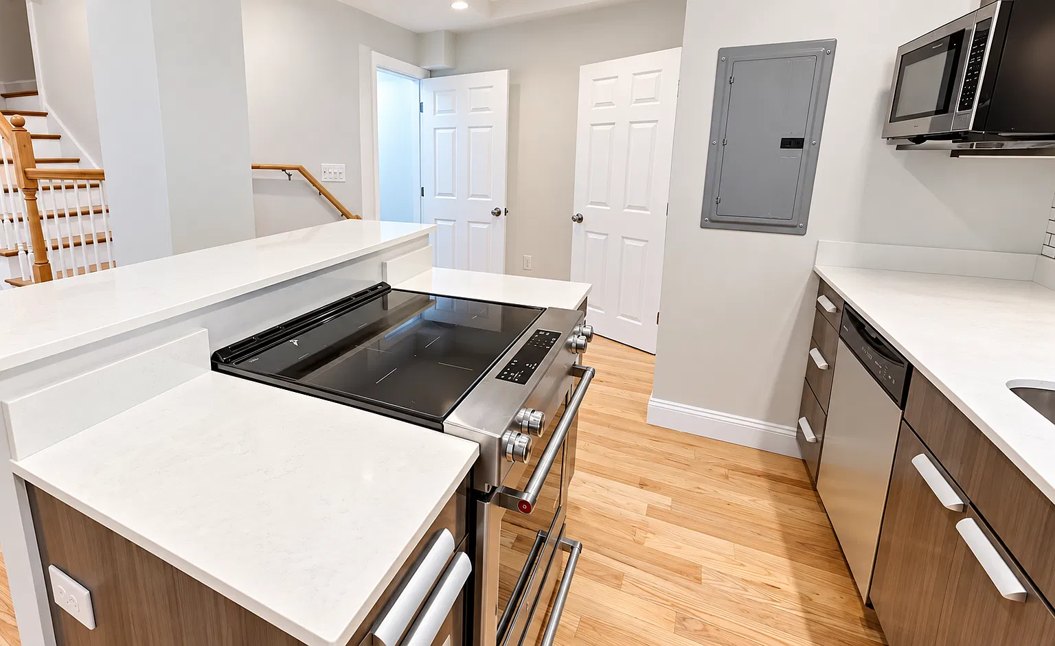 1 bed, 800 sqft, $3,800 — Photo 2