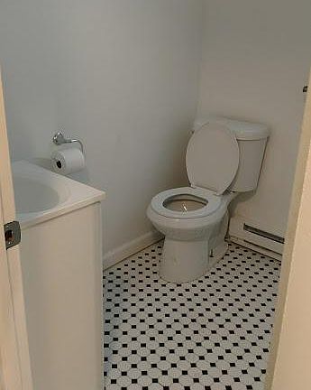 2nd image of 2346 E Cumberland St