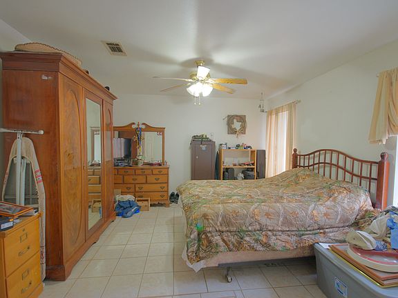 5th image of 3000 Forest Hills Ct