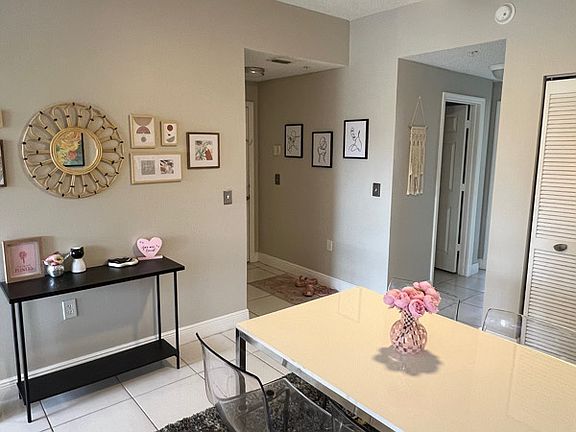 3rd image of 10825 Windsor Walk Dr APT 205