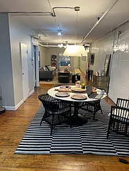 Rented by Jeffrey M Weinstein, LREB