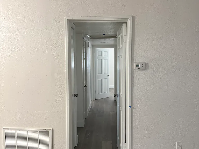 2500 Myrtle Ave — Photo 13