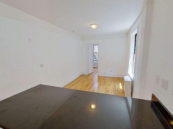 2nd image of 65 W 107th St #4R