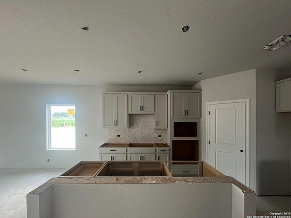 5th image of 9901 Paseo Post Pl.