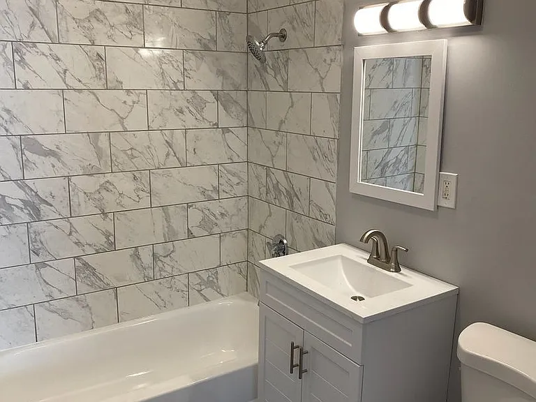 22 Downer Ave — Photo 2