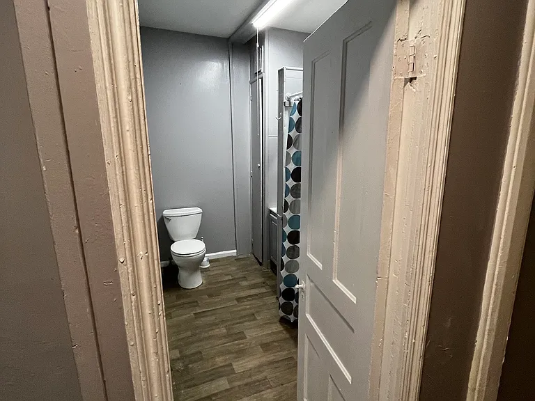152 Caledonia St #4 — Photo 6