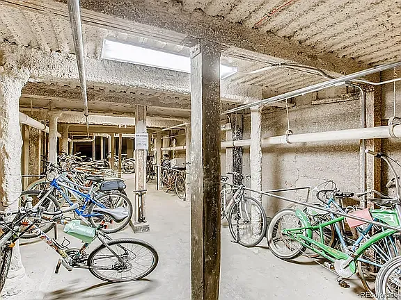 2441 N Broadway #102 — Photo 34