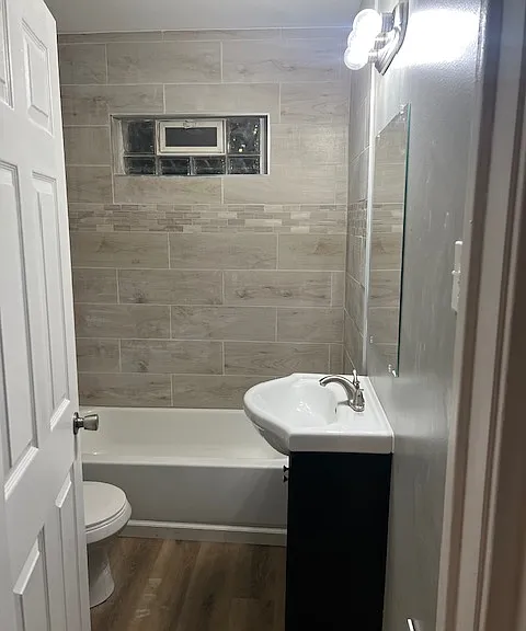 1532 Euclid St #1 — Photo 7