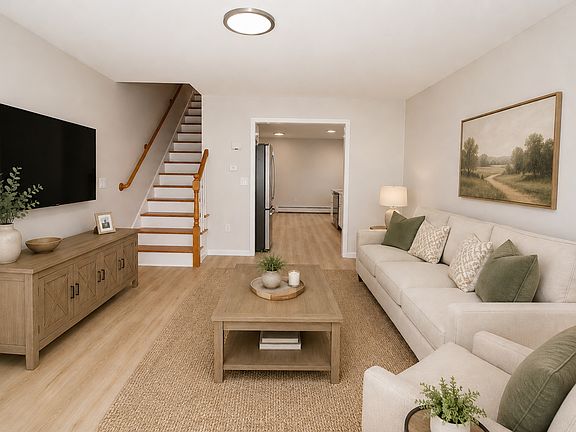 3rd image of 25 Winter St #25