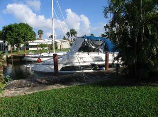 313 NE 2nd Ave, Dania, FL 33004