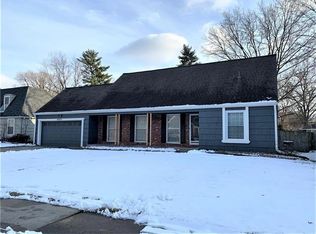 6527 W 99th St, Overland Park, KS 66212