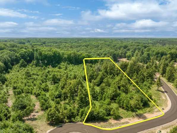 8787 Hemlock Hill Dr #14, Traverse City, MI 49685