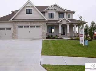 4205 S 220th St, Elkhorn, NE 68022