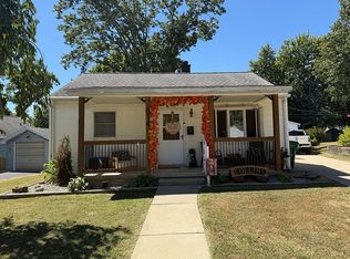 614 Spruce St, Pana, IL