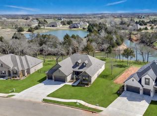 8110 Goldfinch Dr, Guthrie, OK 73044